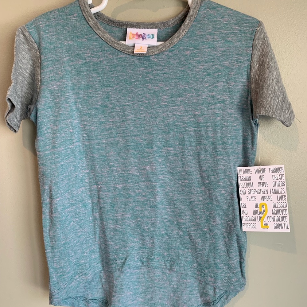 NWT LuLaRoe kids Gracie top